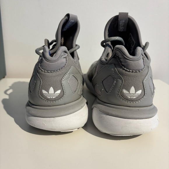 Grey Adidas Tubular Sneakers Size  9 - Picture 10 of 15